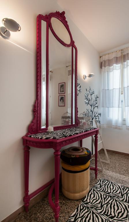 Ve-Nice Suite Misericordia C2607B Venise Chambre photo